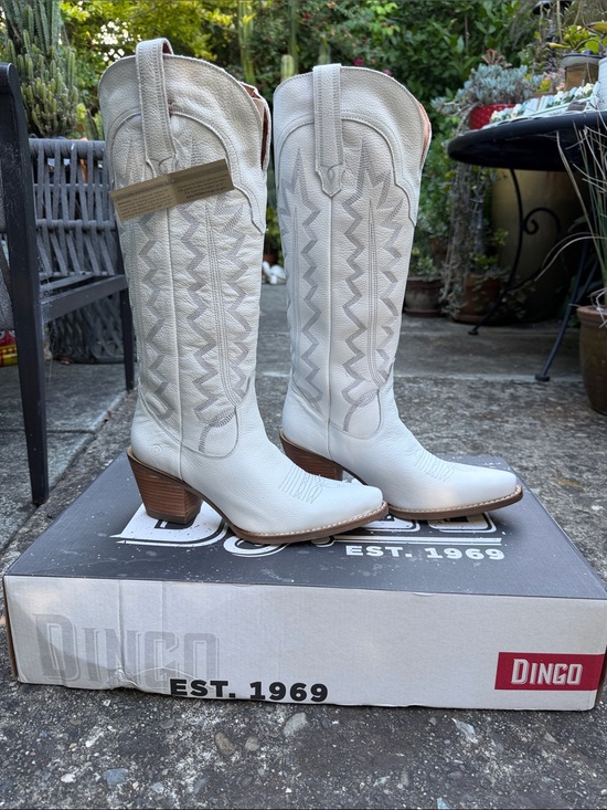 dingo Shoes - dingo White Western Knee-High Leather Boots with Stacked Heel and Stitching